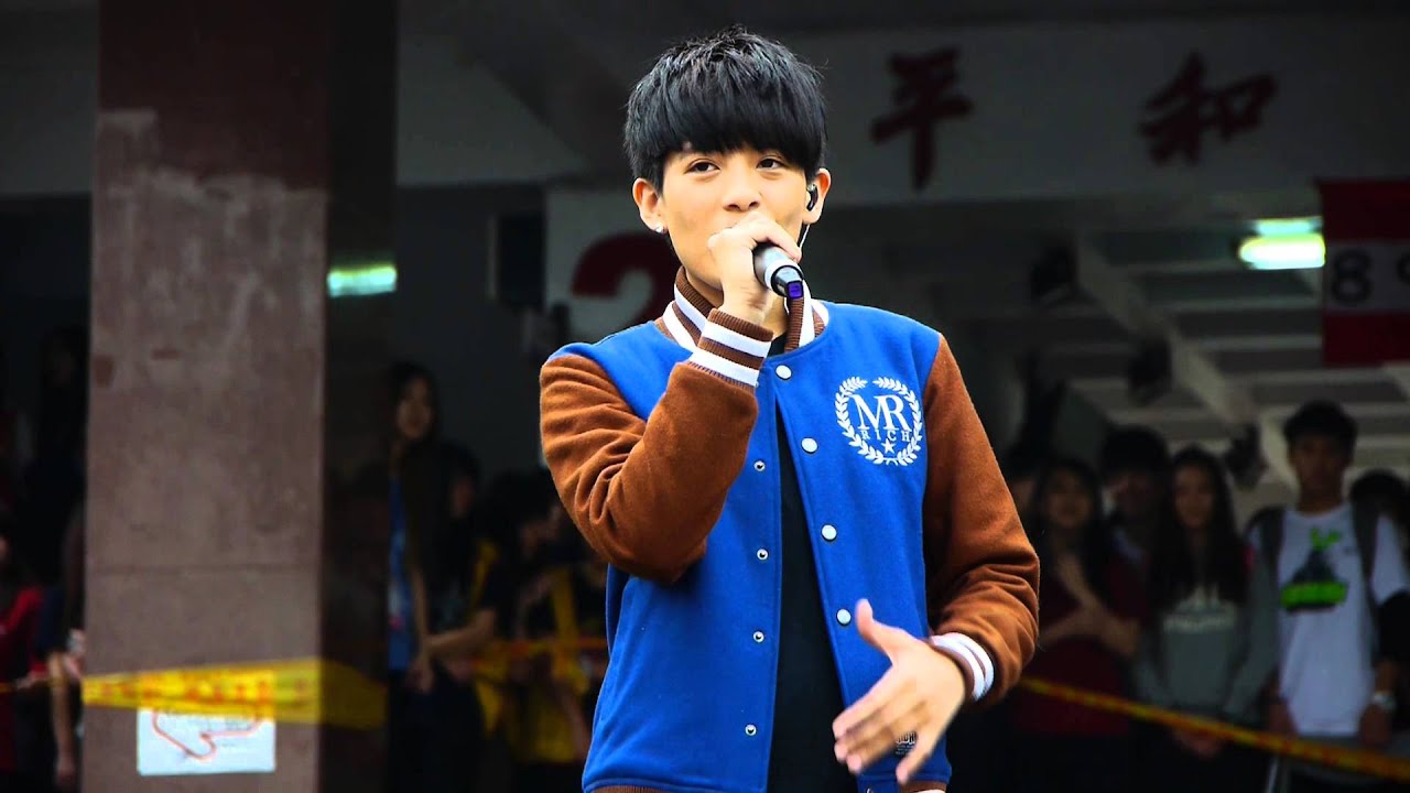 20130420 曾靜玟 基隆女中校慶 不快樂.MTS