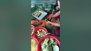 Gói bánh tét Tết Nhâm Dần 2022