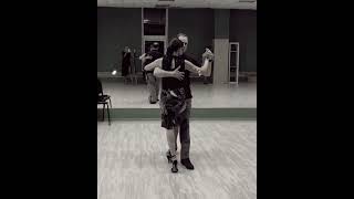 Уроки аргентинского танго - задний крест - Vigor Tango clases