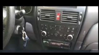 : Install a new Aftermarket car radio/ MP3 player instead of original CDplayer.