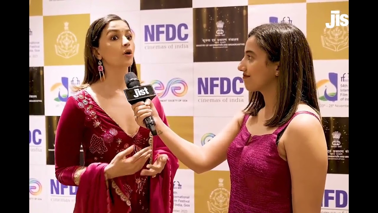 Alia Bhatt on sharing the national award with Kriti Sanon 🔥 