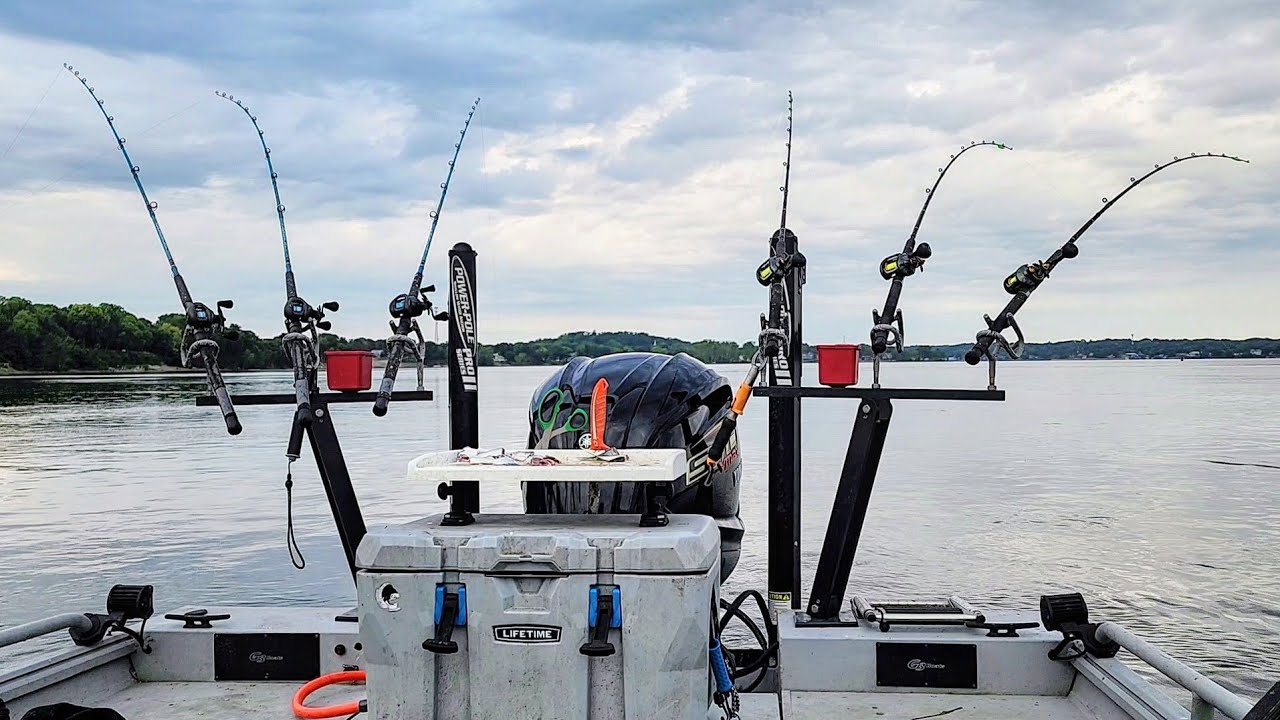 Catfishing Tournament On A MASSIVE RIVER!! (Rock Creek Classic)
