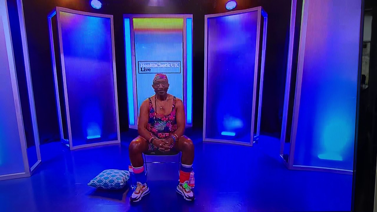 MR MOTIVATOR CHAIR WORKOUT!
