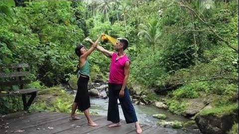 Partner Poi: 4-Beat Crossed-Weave Tutorial