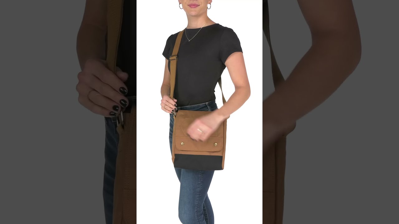 ★CARHARTT Crossbody Snap Bag 関税込★ Carhartt Cross Body Snap Bag - Black