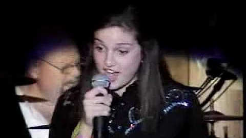 Olivia Faye Floyd sings at Kentucky Opry