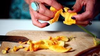How to Prepare Squash Blossoms Flor de Calabaza Muy Bueno