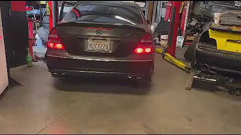 STRAIGHT PIPED E55 AMG SHOOTING LOUD POPS