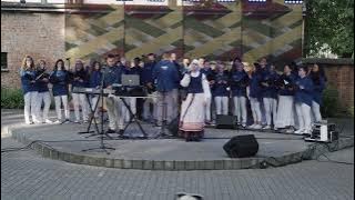 UraganiuS ir Aira su choru ''CANTARE