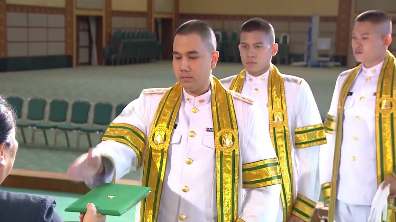 ขั้นตอนรับปริญญาบัตร มสธ.