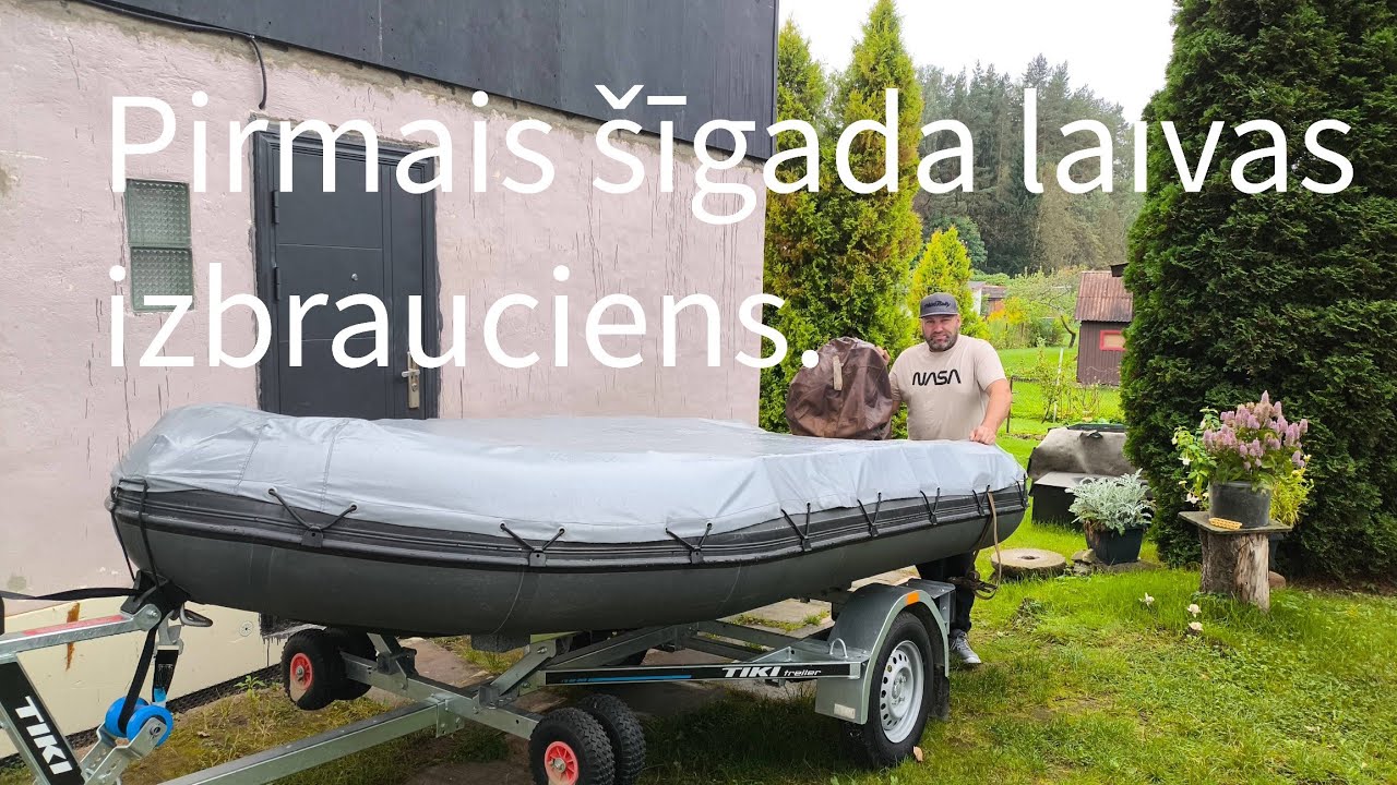 Pirmais šīgada laivas izbrauciens.