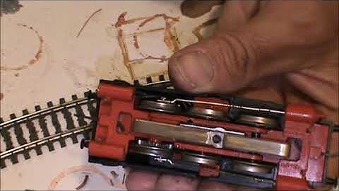 Converting Märklin K track for 2 rail DC and 3 rail AC operations