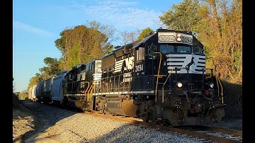 NS P77 NB in Cayce w/ GP40-2 slug set & strange sounding horn