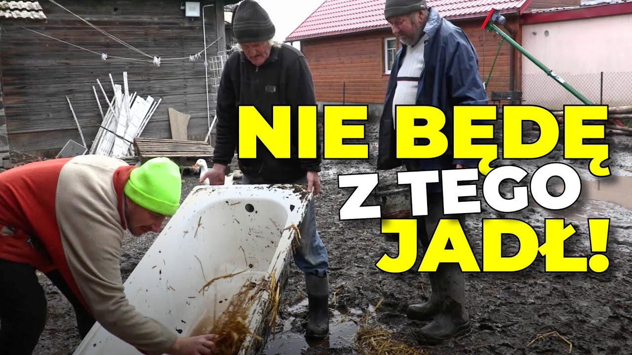 Rolnicy. Podlasie. BŁOTO U GIENKA I ANDRZEJA: "NIE BĘDĘ JADŁ Z TEJ WANNY!"