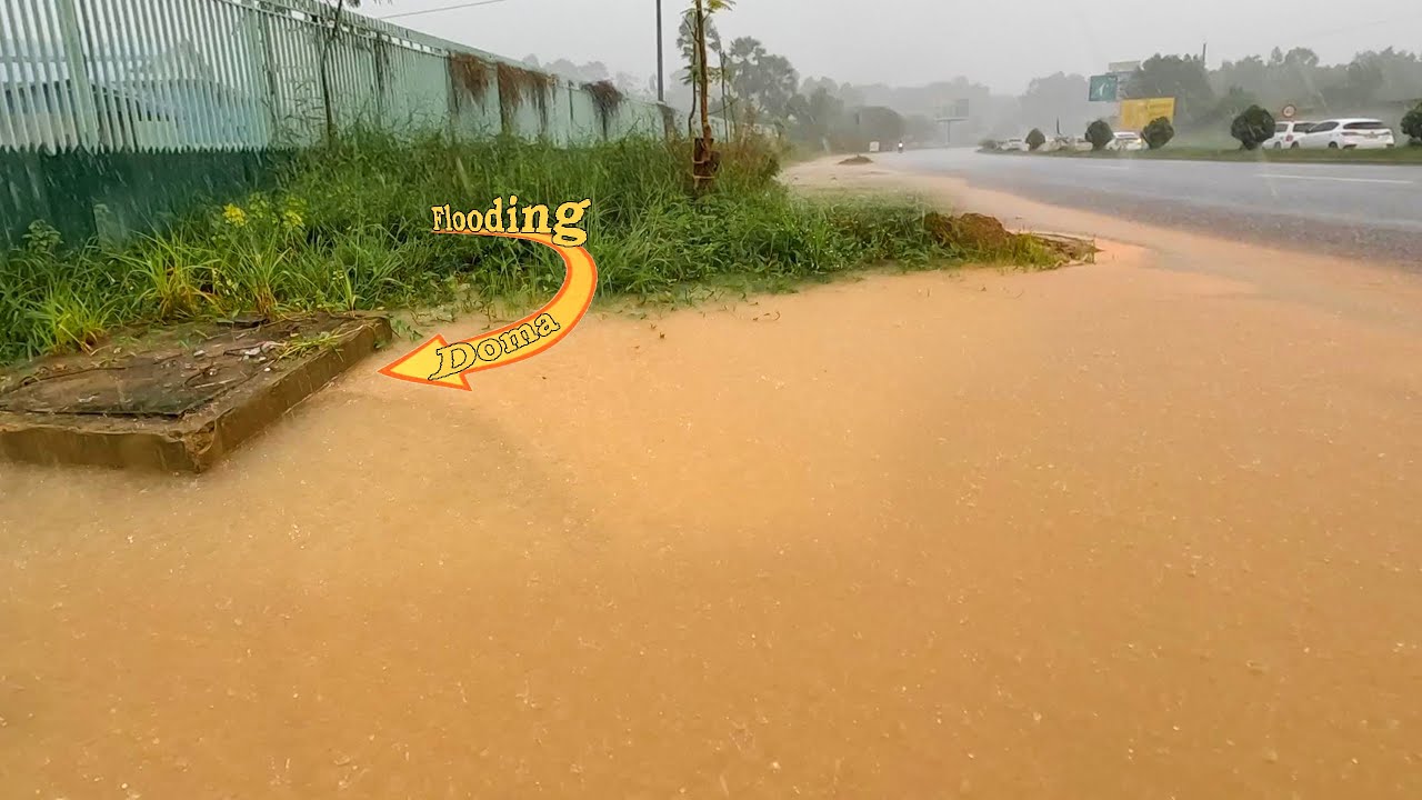Unclogging Street Drains From Eliminate Flood After Strong Heavy Rain ...