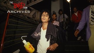 Michael Jackson - Billie Jean - Moonwalk - 1987
Subscribe!
-Facebook : https://www.facebook.com/thebadtourarchives/
-Instagram : https://www.instagram.com/thebadtourarchives_/
-Twitter : https://twitter.com/BadTourArchives
©Copyright
It is not allowed to steal the videos that I upload, the channel that uploads it will be Deleted and Reported Beware⚠️⛔ Michael Jackson - Billie Jean - Moonwalk - 1987