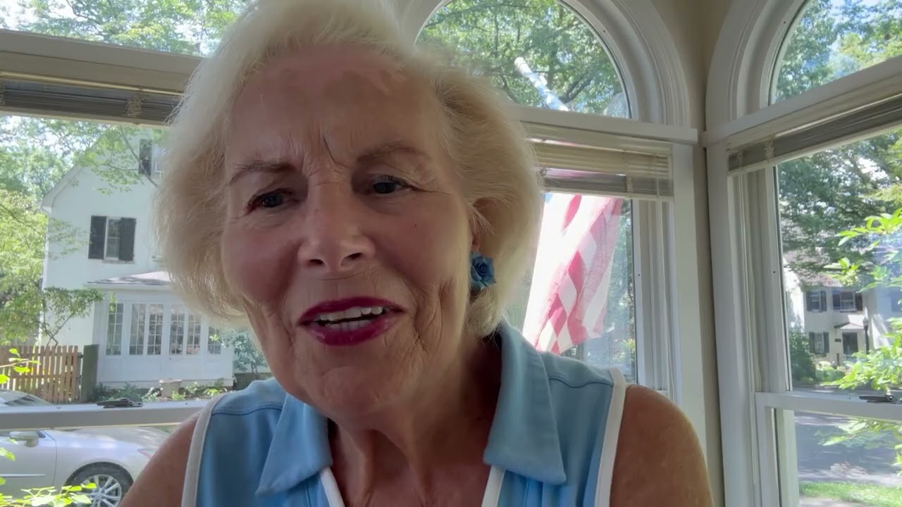 5 Fun Fast Family Friendly Decluttering Tips in Just 5 Minutes!  