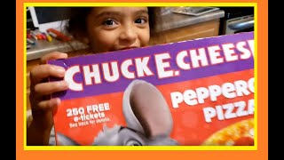 Chucke E Cheese Frozen Pizza Review by Wild Spicy Tater Chucke E Cheese Frozen Pizza Review by Wild Spicy Tater