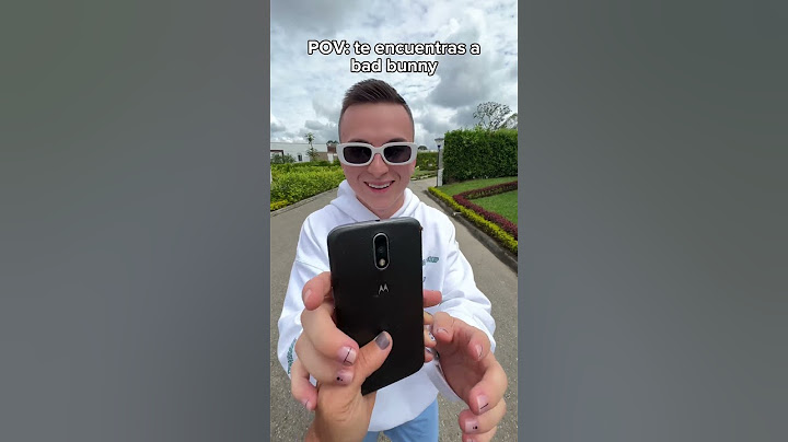 Te encuentras a Bad Bunny y te tira el teléfono 😅
