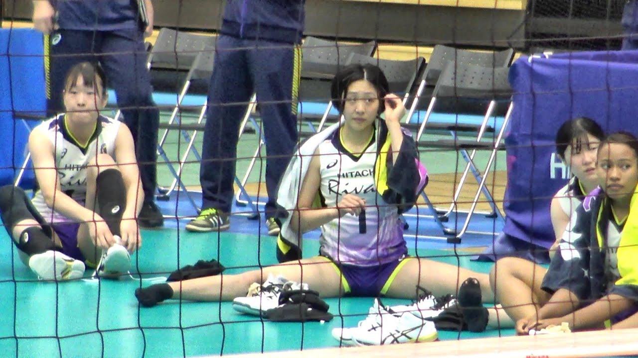 Hitachi Astemo cools down after losing to Himeji in full sets on