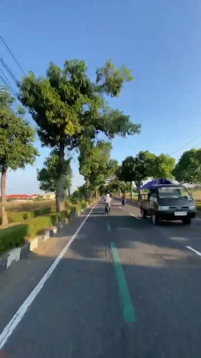 Jalan-jalan di Kota Magetan #jalanjalan #youtubeshorts #storywa #magetan #travel #wisata #kota