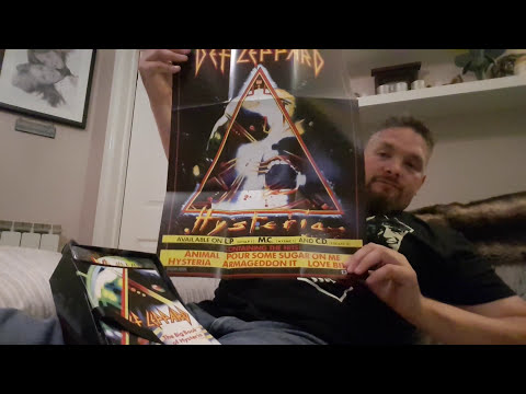 def-leppard-hysteria-30th-anniversary-deluxe-boxset-unboxing