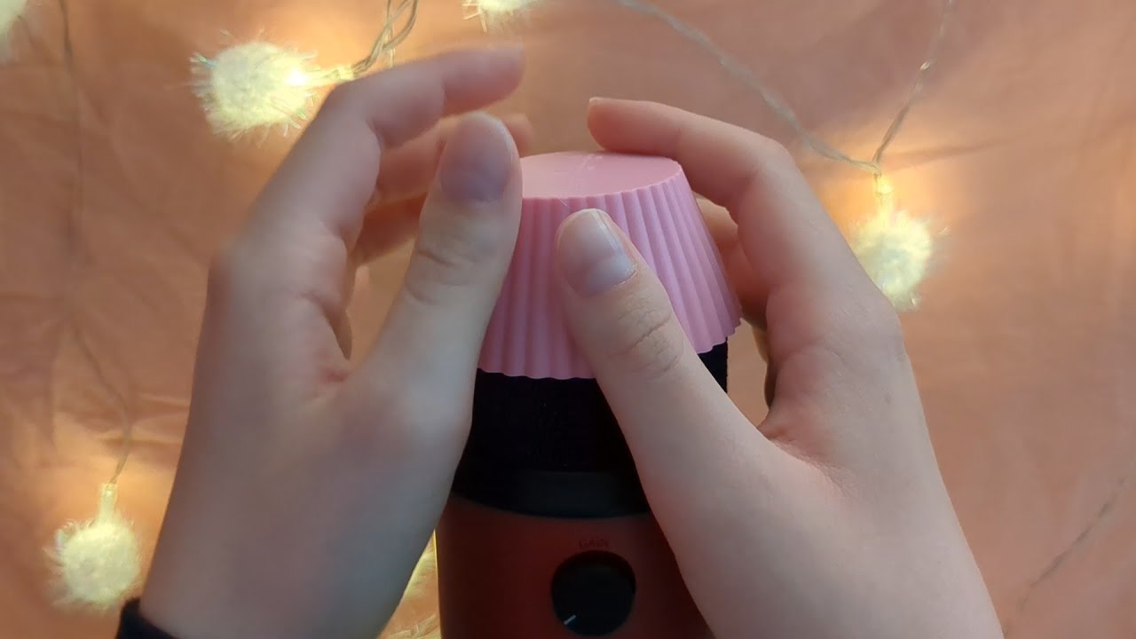 Reusable Cupcake Wrapper Noises || ASMR || (no talking) - YouTube