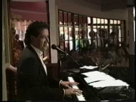 Warren Goldstein Live at the Piano on the cruise ship MV Zenith