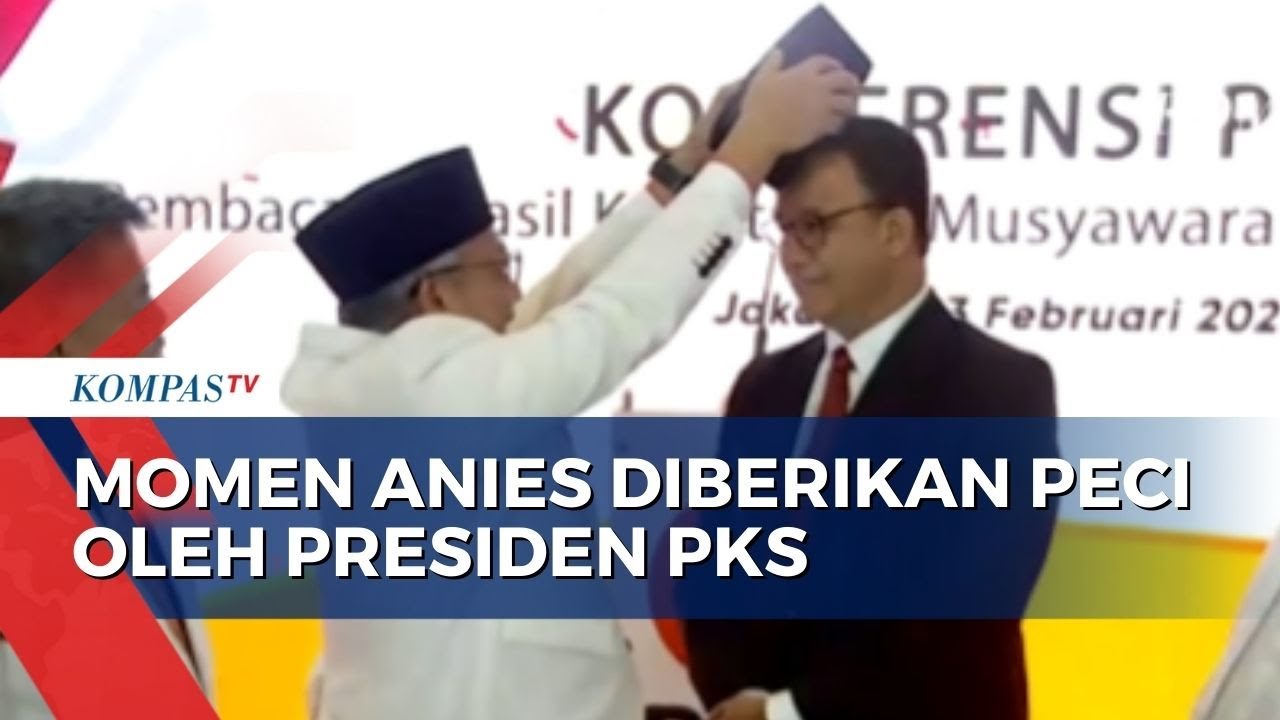 Presiden PKS Ahmad Syaikhu Pakaikan Peci Sebagai Simbol Resmi Deklarasi