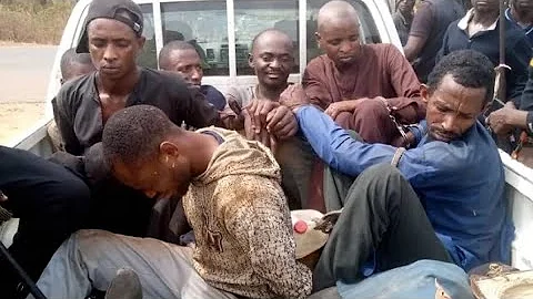 BREAKING NEWS: Kwara residents storm hideouts and wipe out militias