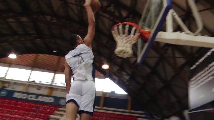 Com novo uniforme, Basquete Tricolor estreia no NBB contra o Rio Claro -  SPFC