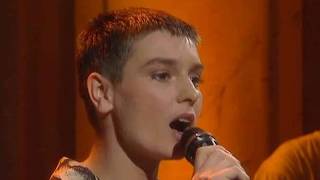 On Raglan Road - Sinéad O'Connor with Donal Lunny & Band, 1996 screenshot 5