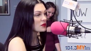 jessie j being funny and showing her special talents