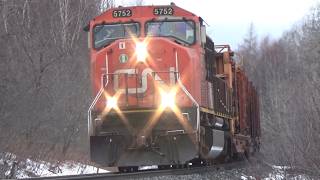 SD75I 5752 Leads Continues Welded Rail Work Train CN 498 pass Berry Mills, NB