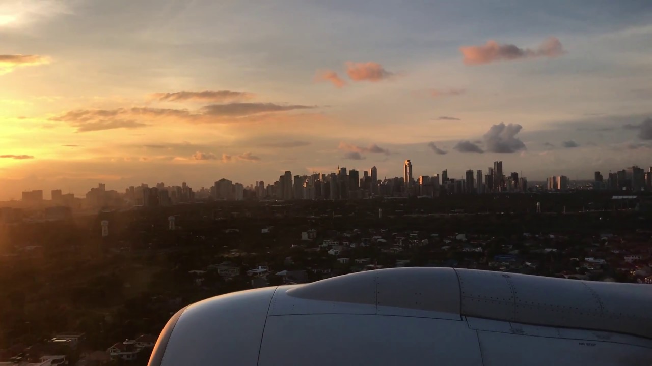 KLM 777 KL807 from Amsterdam approach and landing at Manila NAIA