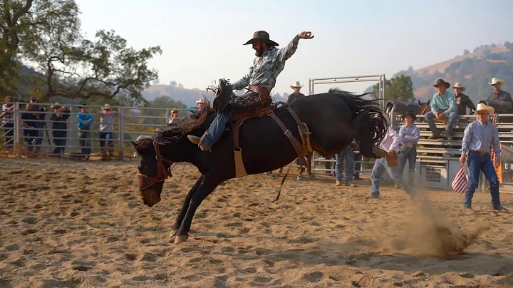 Wade Sundell on Kat Chinna | Veater Ranch Rodeo Sp...