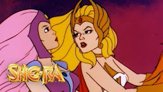 She-Ra saves Glimmer from failed plan | She-Ra Official | Masters of the Universe Official