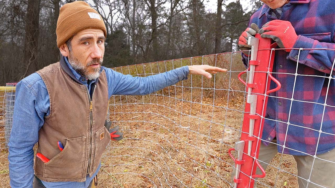 Stretching 100' of Fence to Lock Up My Farm Animals
