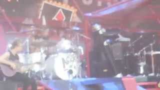 Download Lagu 5 Seconds Of Summer - Amnesia @ Wembley Stadium MP3