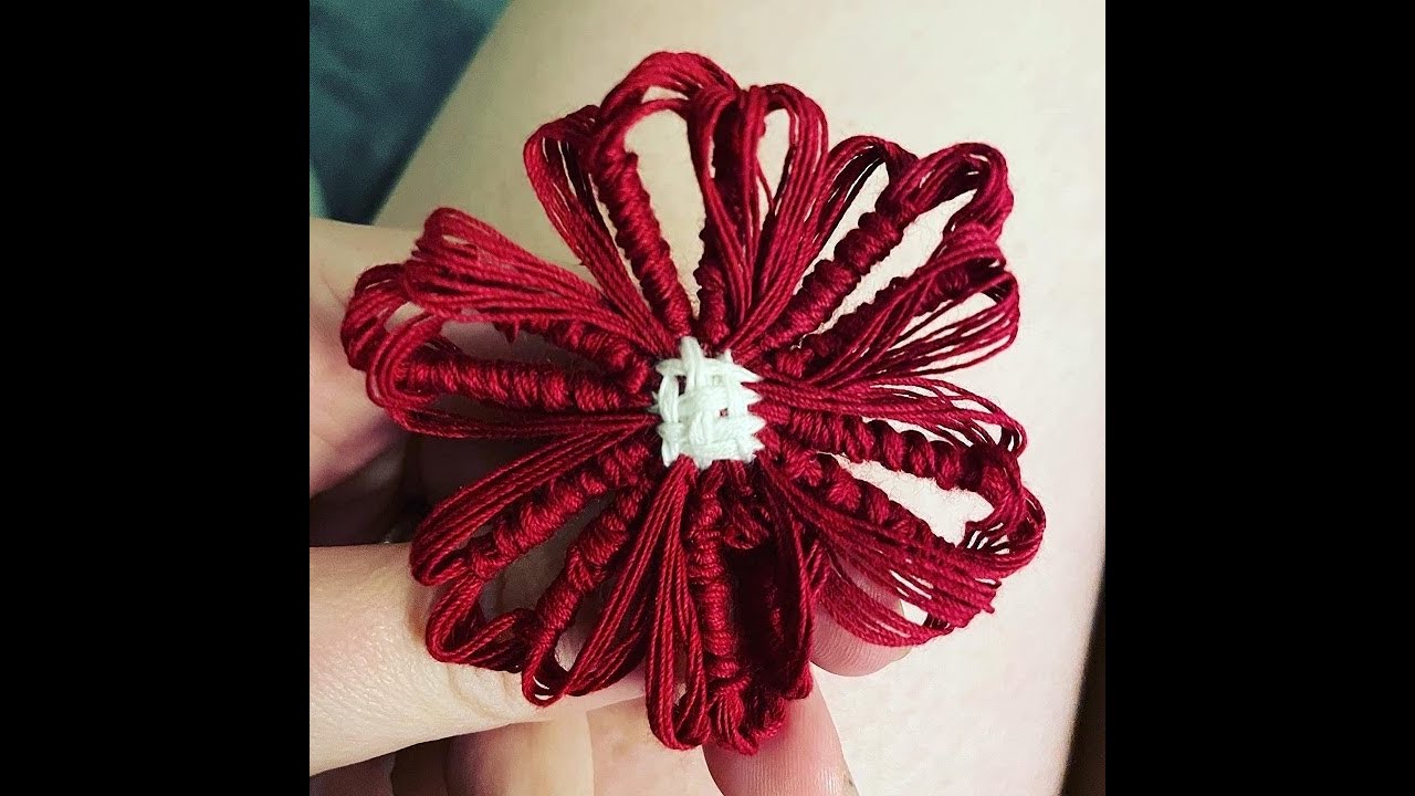 Alimitopia Flower Knitting Loom Kit,DIY Wool Yarn Flower Maker Weaver