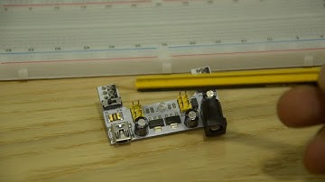 Breadboard Power Supply 5V/3.3V