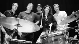 Pullin' the Devil by the Tail - Donna The Buffalo w/ Peter Rowan 4/29/2000