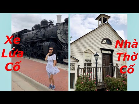 Bảo tàng xe lửa và nhà thờ cổ ở thành phố Dodge, Kansas