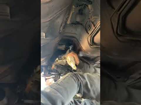 MustangGT 4.6 clutch removal and install?