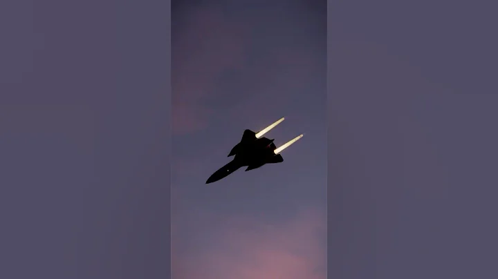 SR-71 BlackBird Vs Missile (SAM)