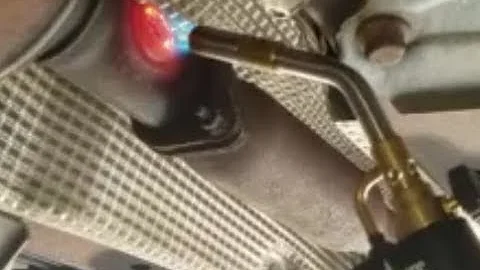Fixing Stripped O2 Sensor Threads in Exhaust Pipe