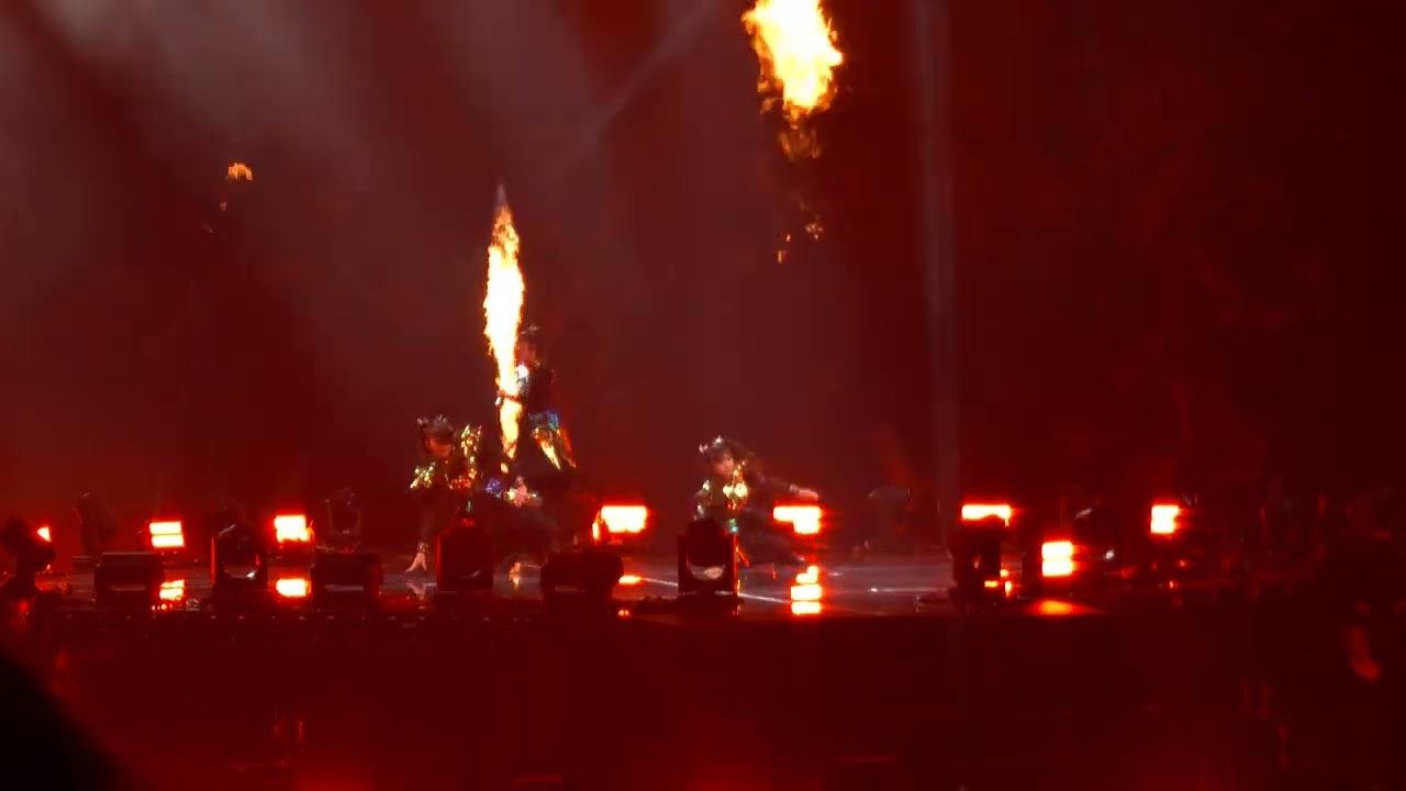 BABYMETAL - Road of Resistance | Intuit Dome LA [251101] #BABYMETAL