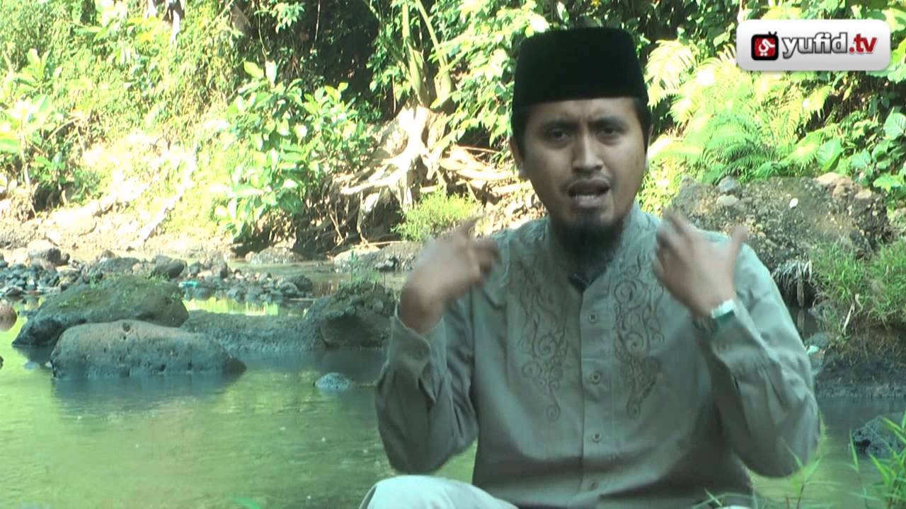 Ceramah Agama: Sombongkah Kita - Ustadz Abdullah Zaen, MA. - Yufid.TV