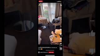 Lideal Est Ydrissia Montre Leur Chambre Dhôtel