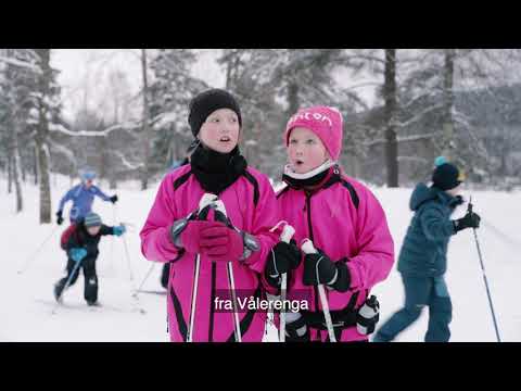 Video: Hvordan Komme Deg Til Finske Golfen